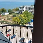 Апартаменты Life *
