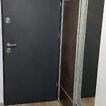 Life Апартаменты *